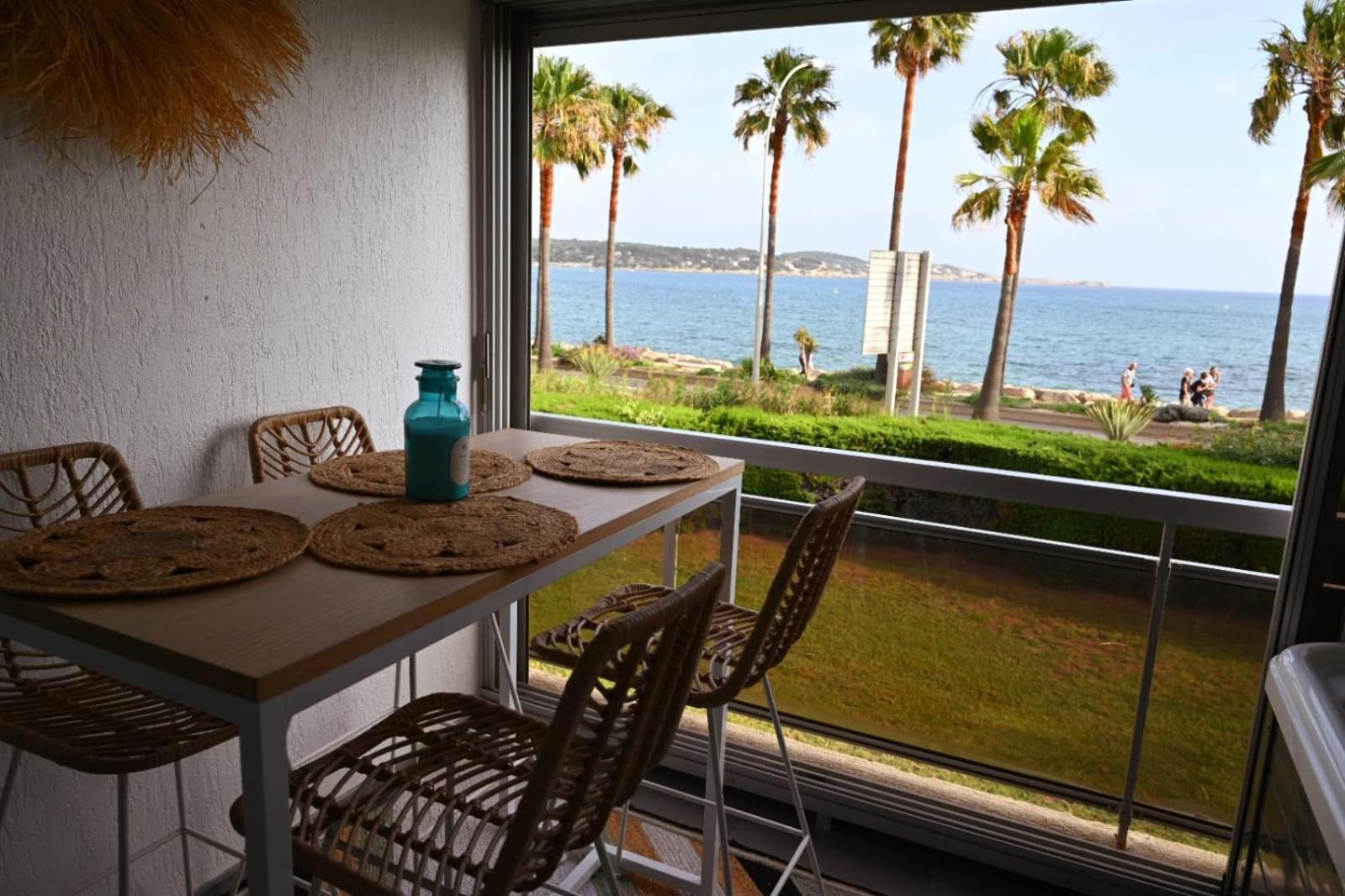 Duplex De Charme En Bord De Mer Apartman Sanary-sur-Mer Kültér fotó